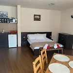 Apartamento Royal Towers 738 *