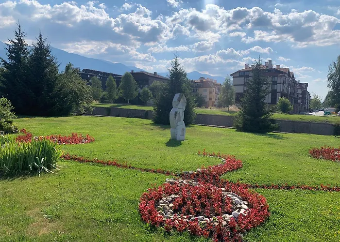 Royal Towers 738 公寓